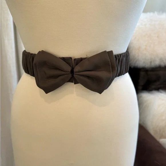 Burberry Olive-colored Bow Belt - Size Small with Elastic - Picture 1 of 14